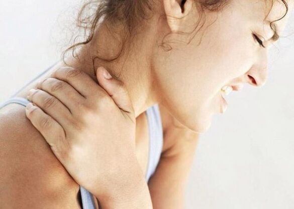 sāpes mugurkaula kakla daļā ar osteohondrozi